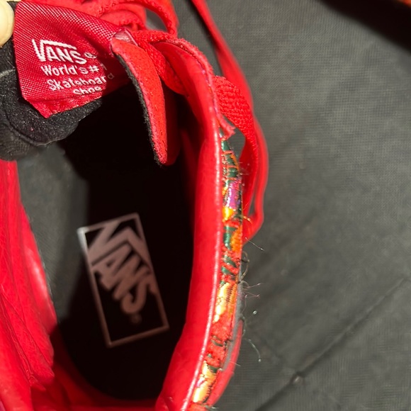 Van’s Red Chinese New Year 🧧 Unisex Shoes Women 8.5 Men 7 - Picture 4 of 9